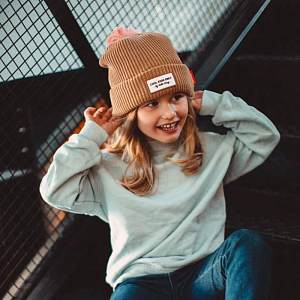 Шапка вязаная с помпоном Hello Hossy "Color Block Macaroon", имбирная